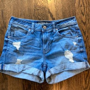 Boyfriend style Express Jean Shorts